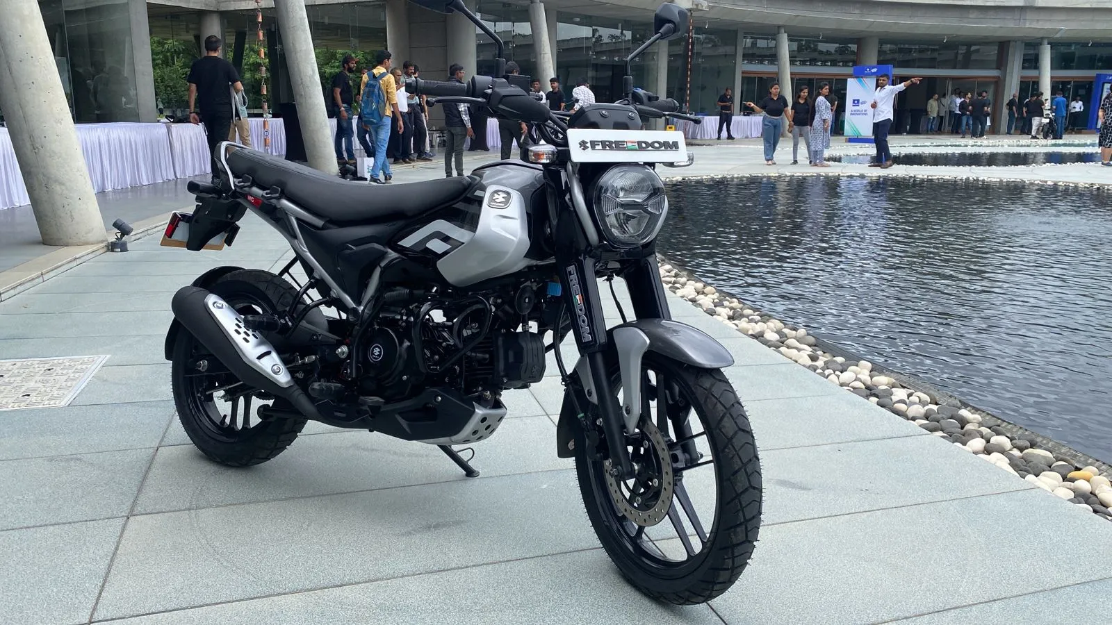 Cng बाइक का इंतजार हुआ ख़त्म Freedom bajaj cng motorcycle launch हो रही है!